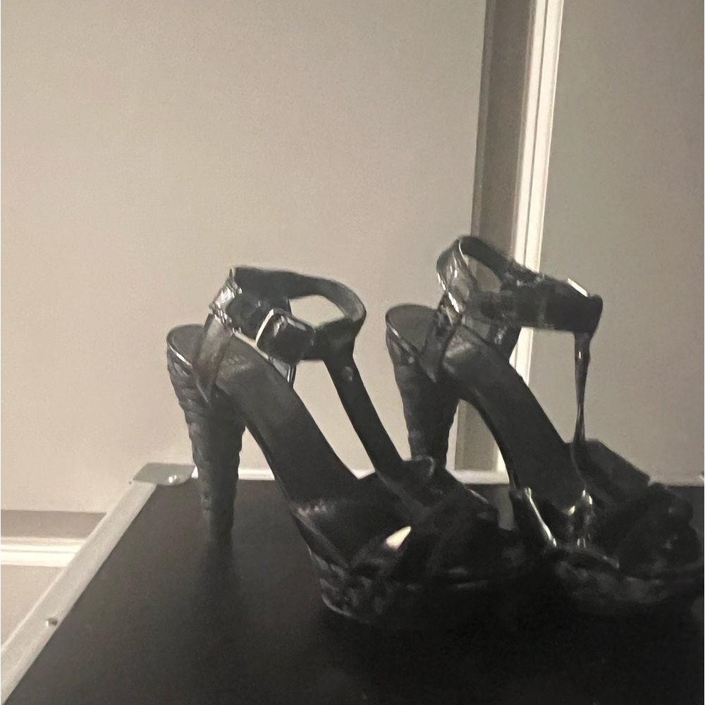 Stewart Weitzman Sz 7